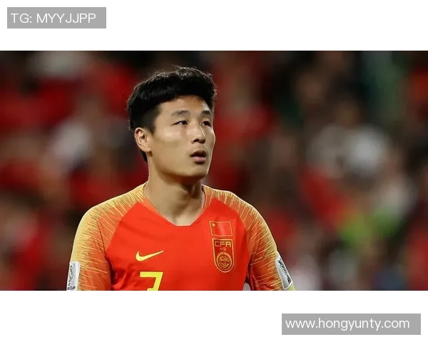 武磊在国际赛场上的精彩瞬间与足球明星之路的成长历程 武磊在国际赛场上的精彩瞬间与足球明星之路的成长历程