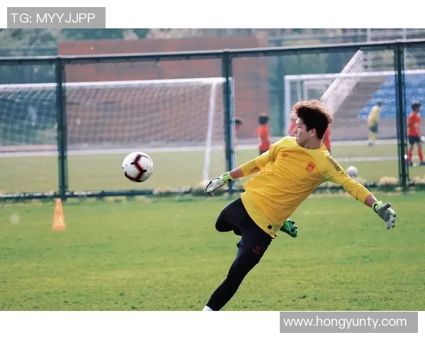 足球明星阿里戴伊的传奇旅程与对足球的深刻影响 足球明星阿里戴伊的传奇旅程与对足球的深刻影响